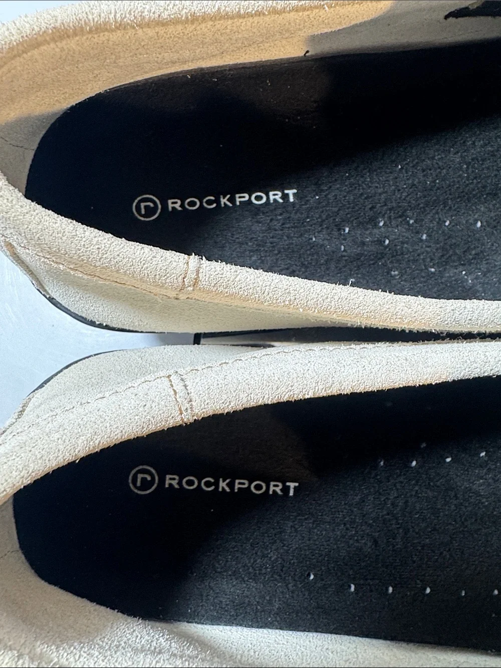 Rockport Men's Cream Leather Slip-On Loafers Style K61617 - Size 11M